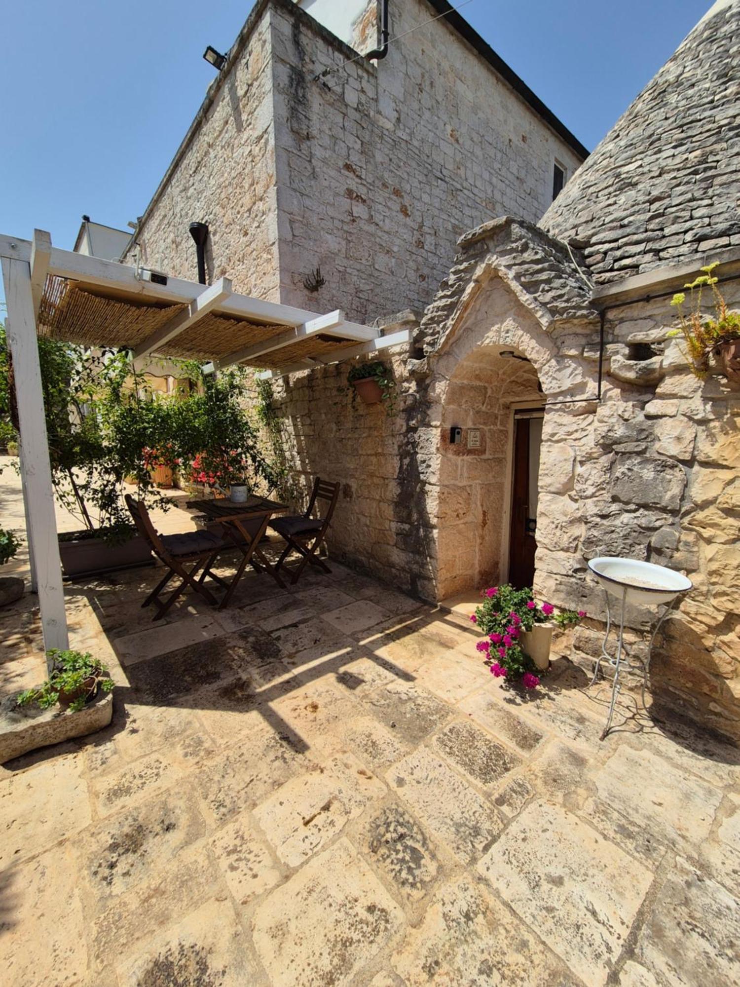 カステッラーナ・グロッテ Il Trullo Di Nonna Lellaゲストハウス エクステリア 写真